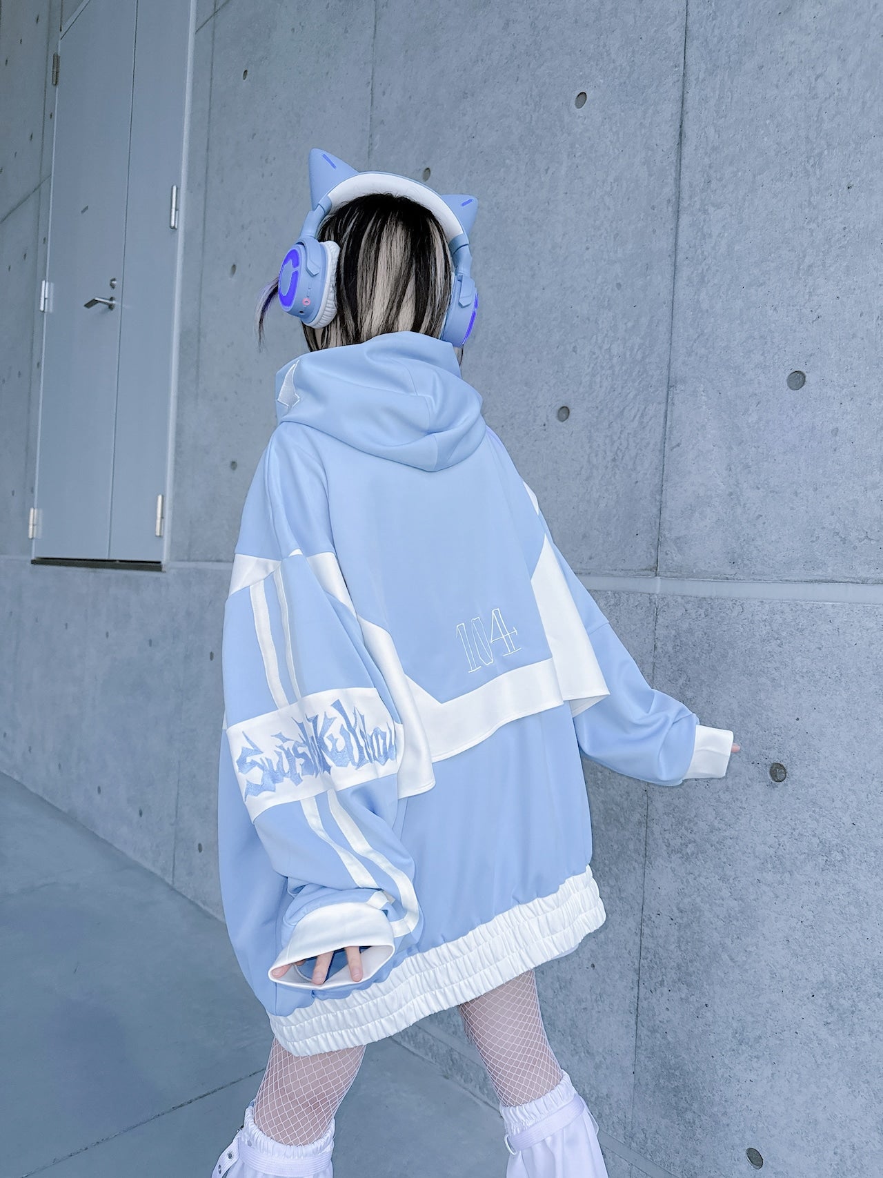 稲妻ブーストジャケット
