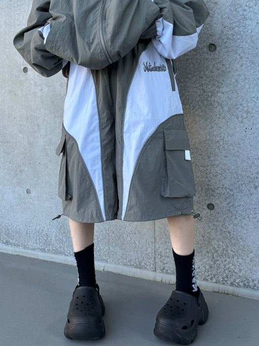 シャカった社会で無敵おパンツ(カーキグレー×白)