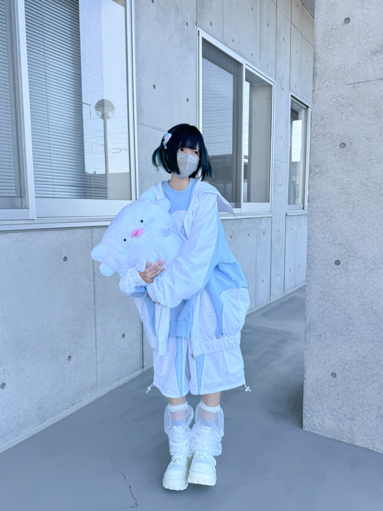 シャカった社会で無敵おパンツ（白×水色） – Nuta de mic