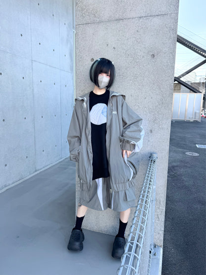 シャカった社会で無敵おパンツ（カーキグレー×白）