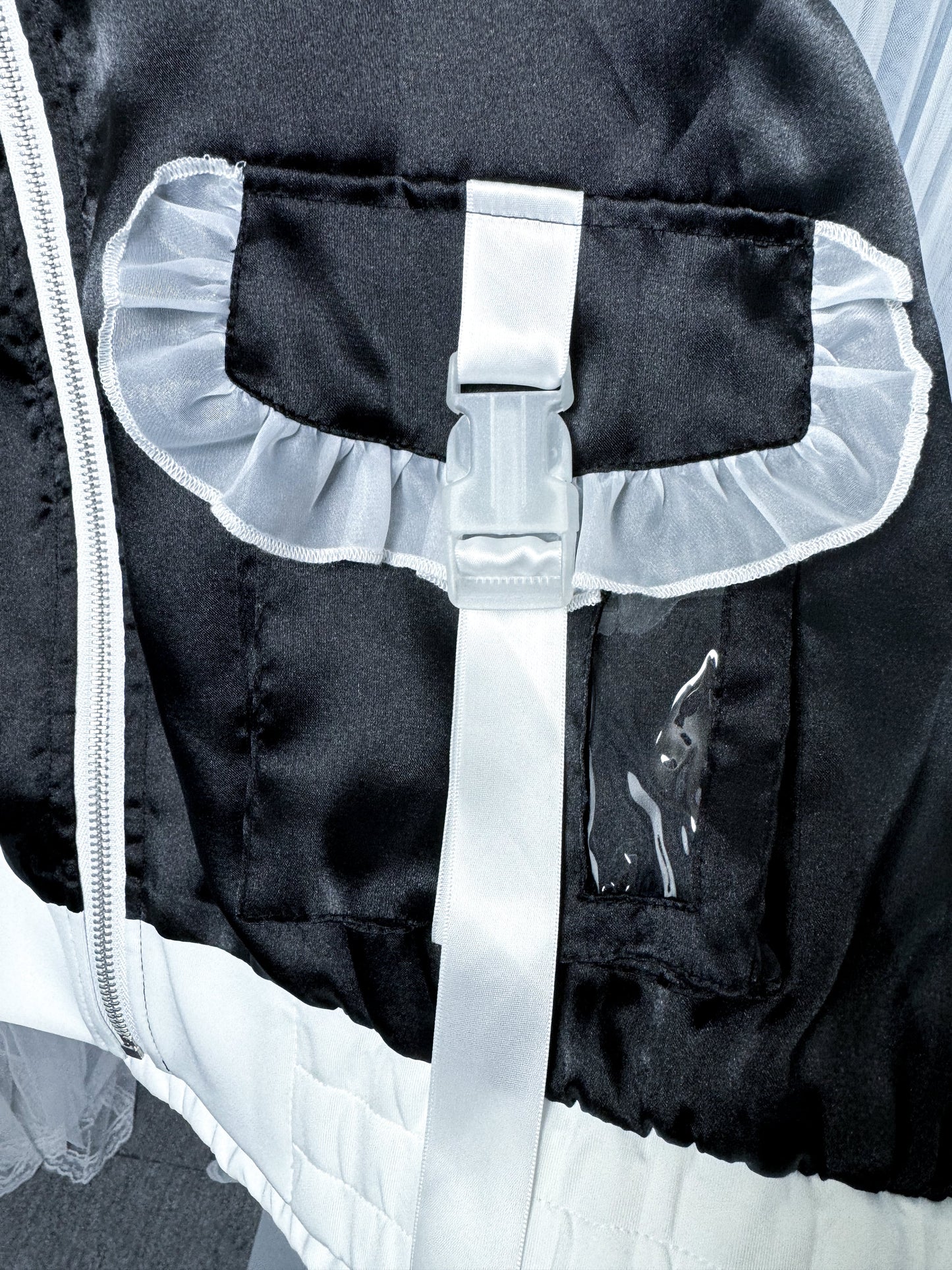 異世界超えるジェネレーターjacket(黒)