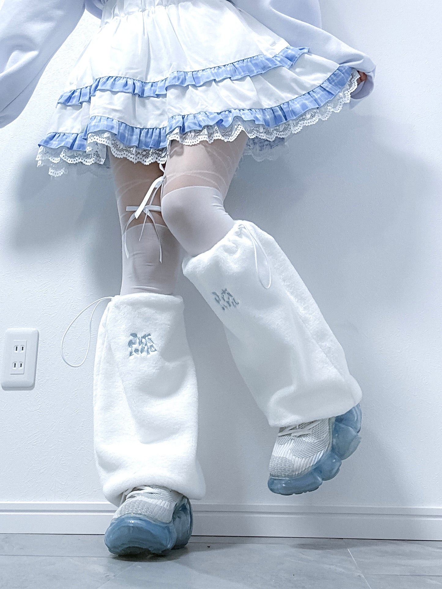 ふあふあファーできゅんですレッグウォーマー(白)