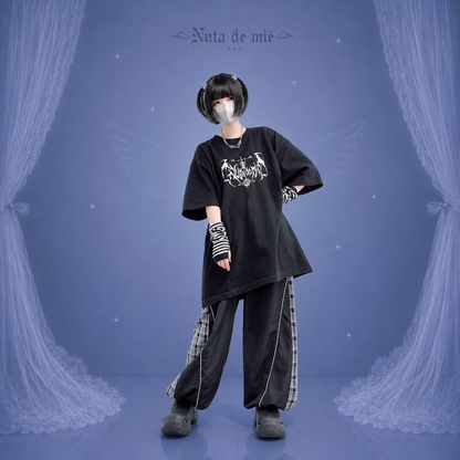 世界へ羽ばたく共依存おTシャツ/black