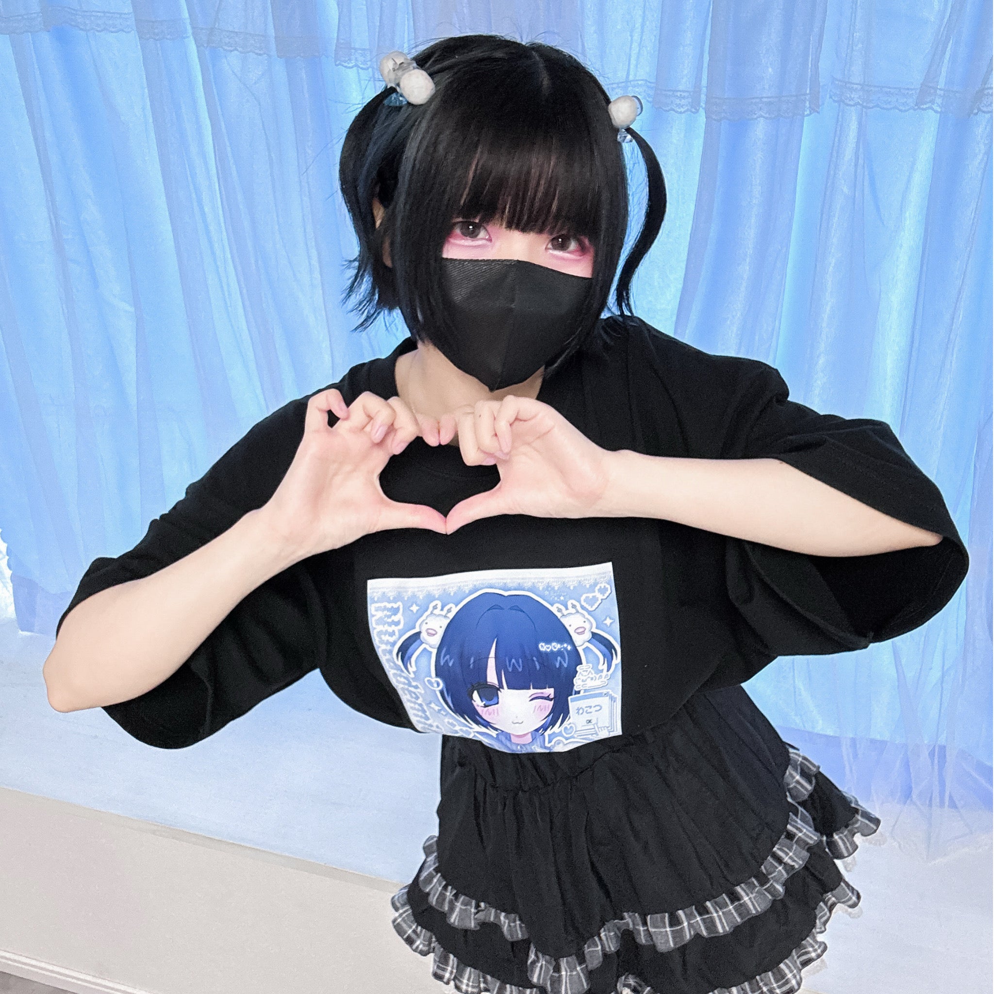 天使の生配信おTシャツ/black – Nuta de mic