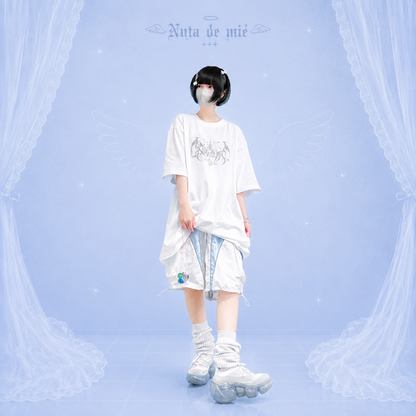 世界へ羽ばたく共依存おTシャツ/white