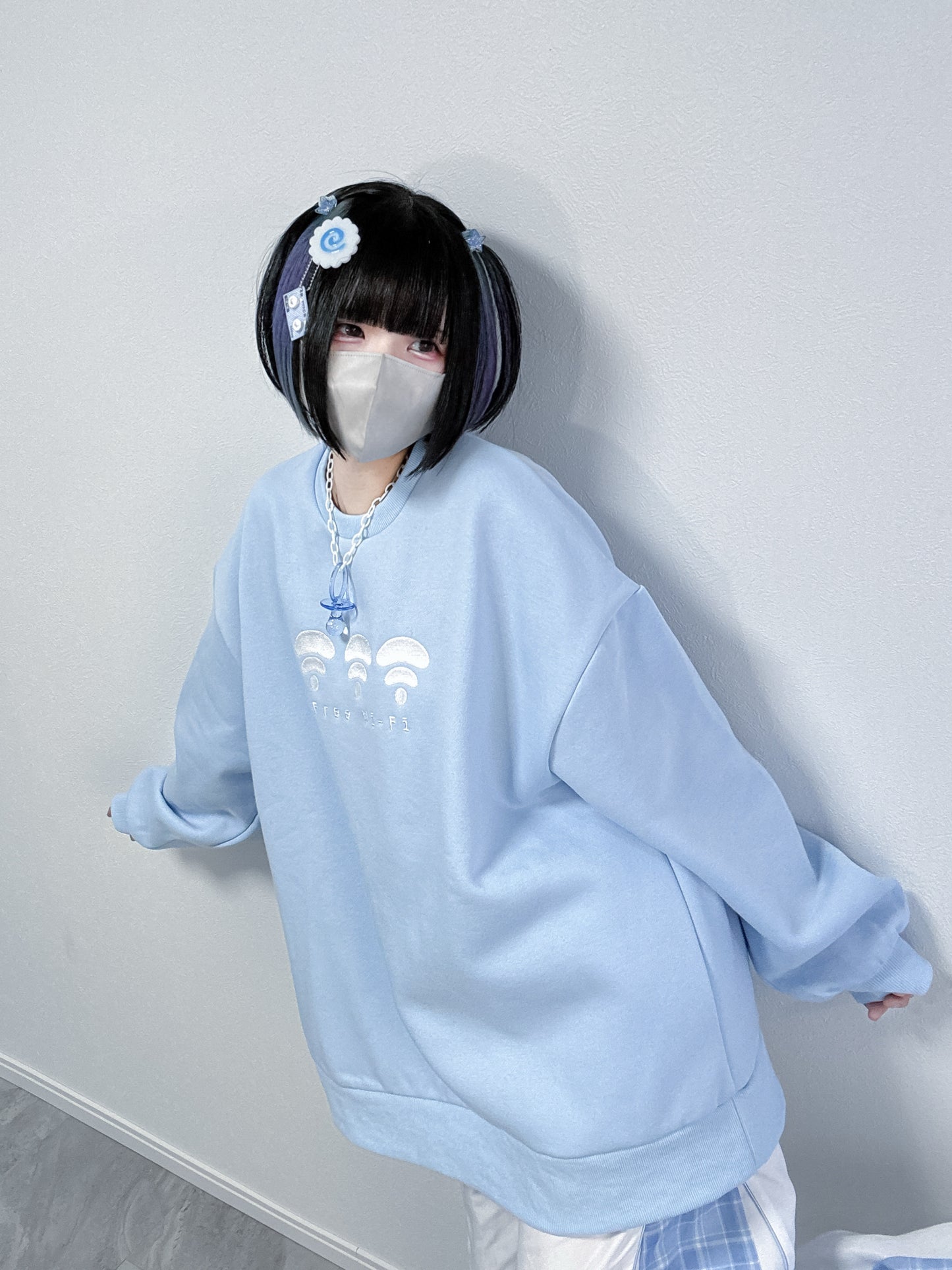 WiFi無しでは生きてけないスウェット(水色)