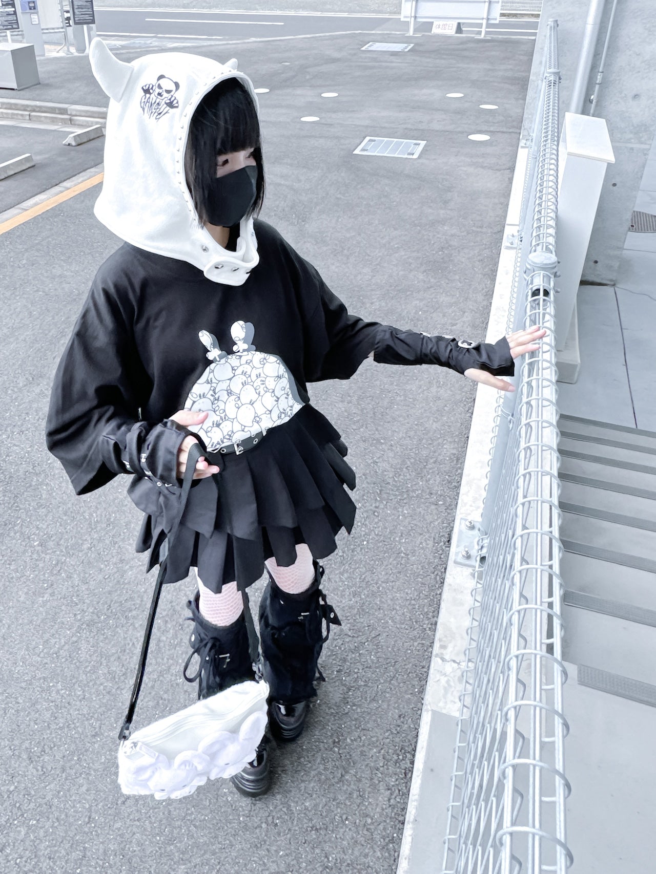 量産型しぬたくんT。(黒)