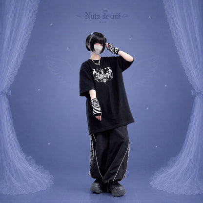 世界へ羽ばたく共依存おTシャツ/black