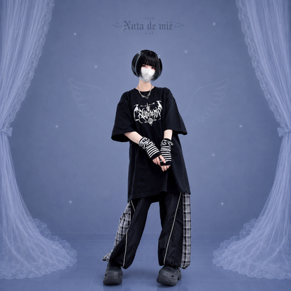 世界へ羽ばたく共依存おTシャツ/black